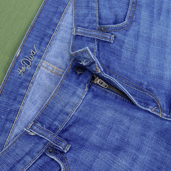 Old Navy Diva Boot Cut Jeans Size 8 Long - Picture 9 of 11